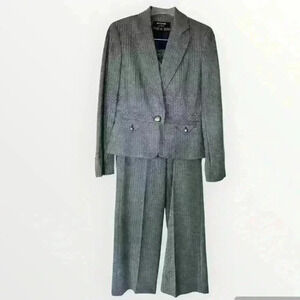 NWT - Interview Suit-SIGNATURE SUIT BYLARRY LEVINE COLOR CHARCOAL/BLUE